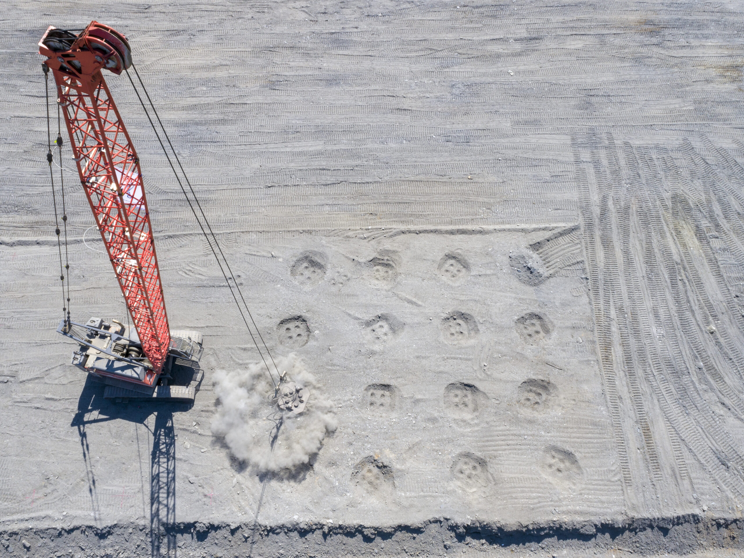 Compactage dynamique vue du ciel par Menard France à Trélazé